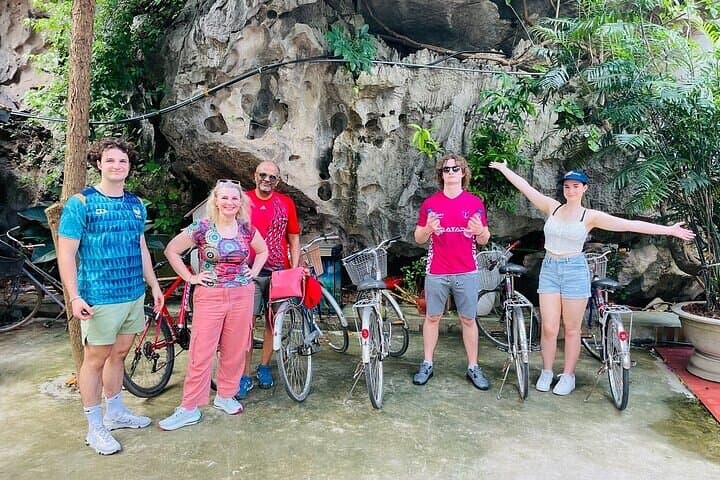 Ninh Binh Day Trip: Trang An Boat Ride, Hoa Lư & Mua Cave Panorama photo 5