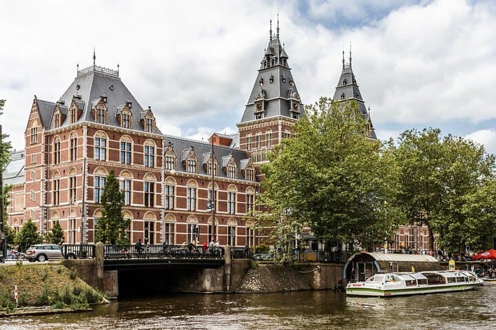 Private Amsterdam Full-Day Walking Tour with a Local Guide — Personalized City Experience photo 4