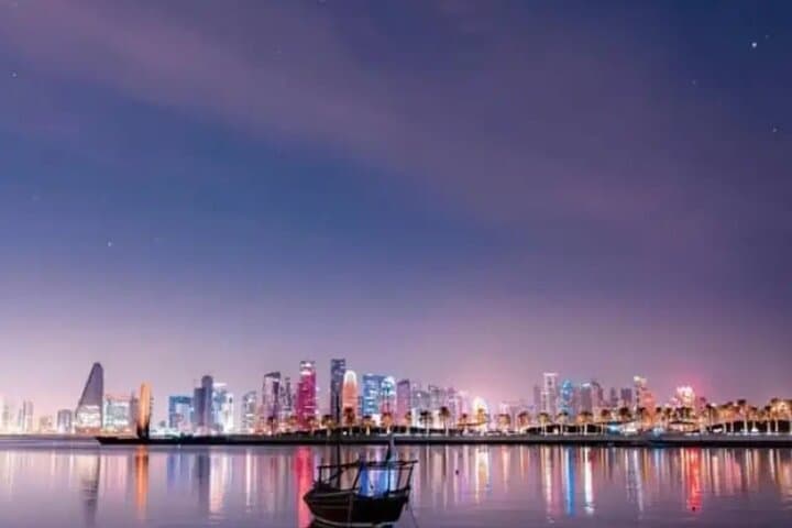 Moonlight Dhow Dinner Cruise on Doha Corniche — Sunset & Skyline photo 5