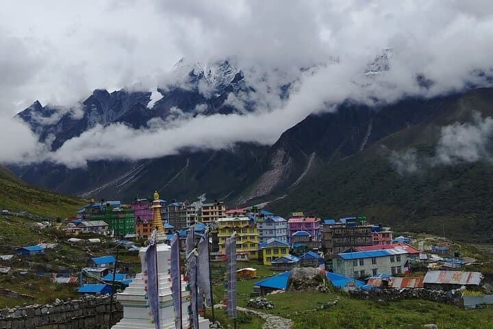 Yala Peak Climb and Langtang Trek: 12-Day Himalayan Expedition photo 4