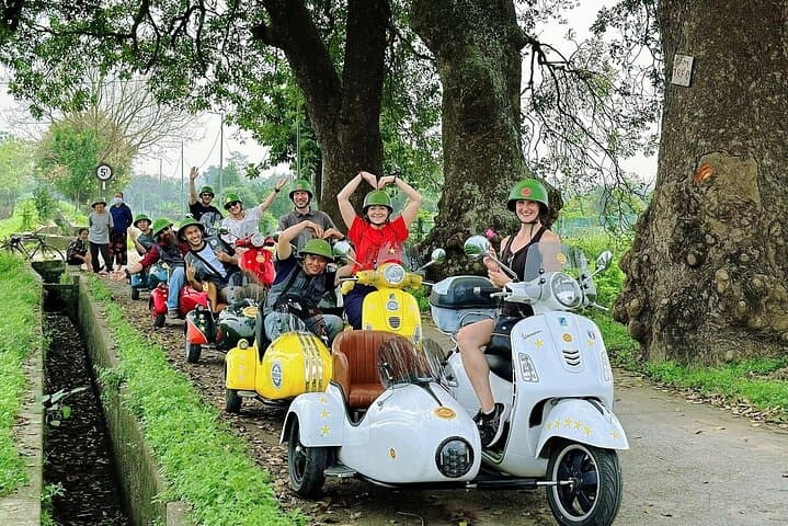 Hanoi Sidecar Tour: Countryside Food and Local Life Experience