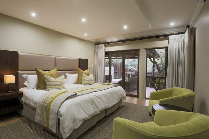 3-Day Ivory Tree Game Lodge Safari: Big 5 & Luxury in Pilanesberg photo 5
