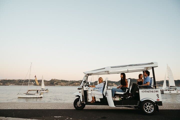 Private Eco Tuk Tuk Tour of Belém — 2-Hour Pastéis de Belém, Jerónimos & Belém Tower photo 2