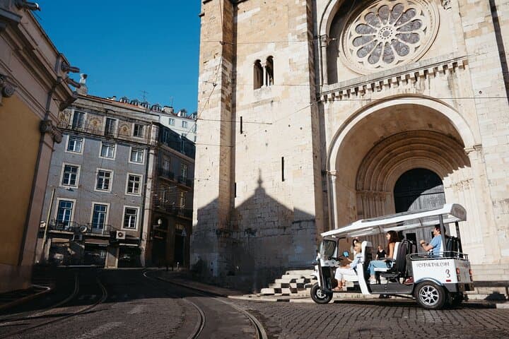 Lisbon Food & Wine Tuk-Tuk Tour — Alfama Bites & Tagus Views photo 3