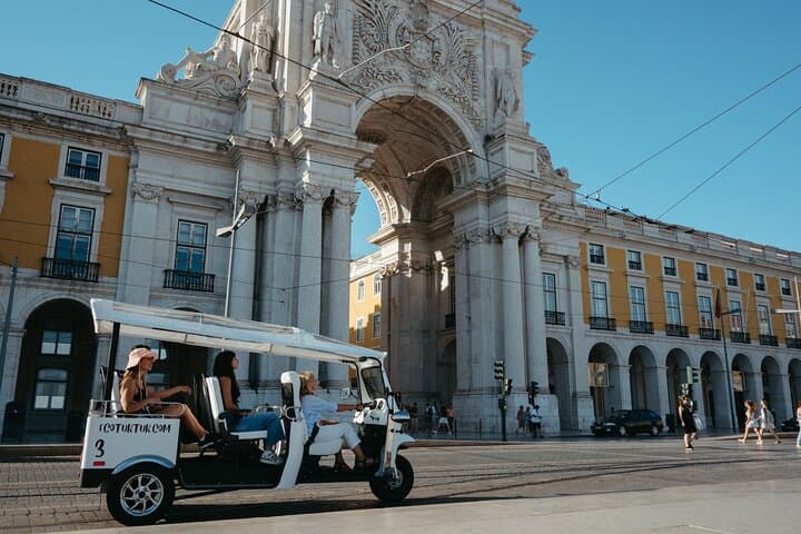 Lisbon Food & Wine Tuk-Tuk Tour — Alfama Bites & Tagus Views photo 5