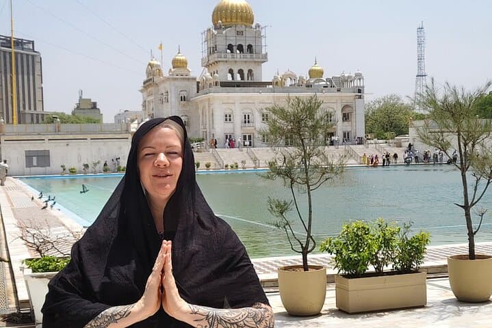 Full-Day Old and New Delhi Private Car Tour: Monuments, Markets & Local Eats photo 3