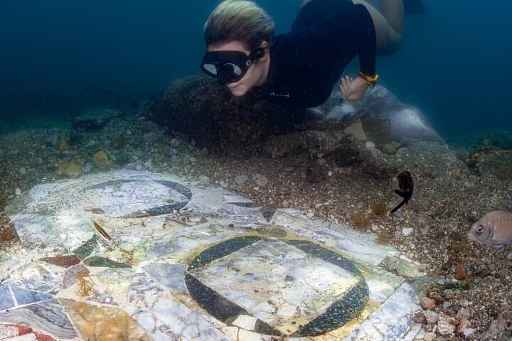 Snorkeling the Sunken Pompeii: Guided Double Dive in Baia photo 2