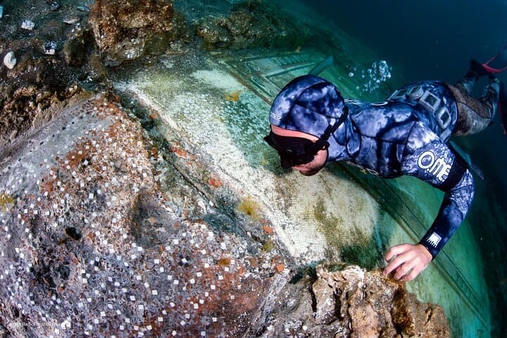 Snorkeling the Sunken Pompeii: Guided Double Dive in Baia photo 4