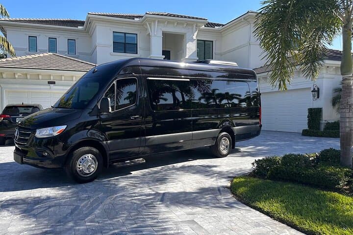Private Port of Miami Transfer Service — 14-Passenger Luxury Vans photo 4