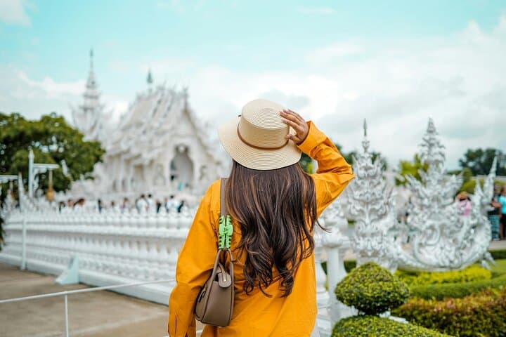 Chiang Rai Day Tour from Chiang Mai: White Temple & Golden Triangle photo 2