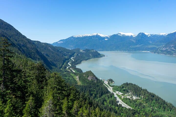 Exploring the Sea to Sky Corridor and Whistler: A 3-Day Outdoor Adventure from Vancouver