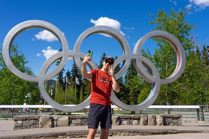 Exploring the Sea to Sky Corridor and Whistler: A 3-Day Outdoor Adventure from Vancouver photo 6