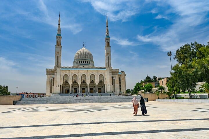 Constantine Day Tour: Bridges, Medina & Ahmed Bey Palace photo 3