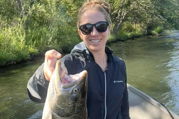 Half-Day Rogue River Scenic Boat Trip: Wildlife, Canyons & Family-Friendly Float photo 2