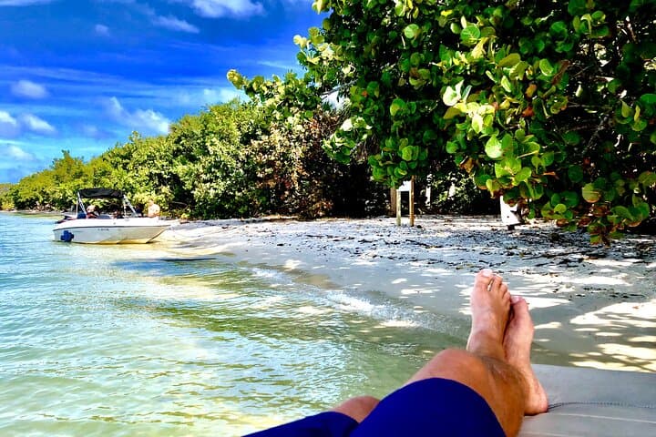 Miami Self-Drive Boat Rental on Biscayne Bay — Rent a 20ft Boat photo 3