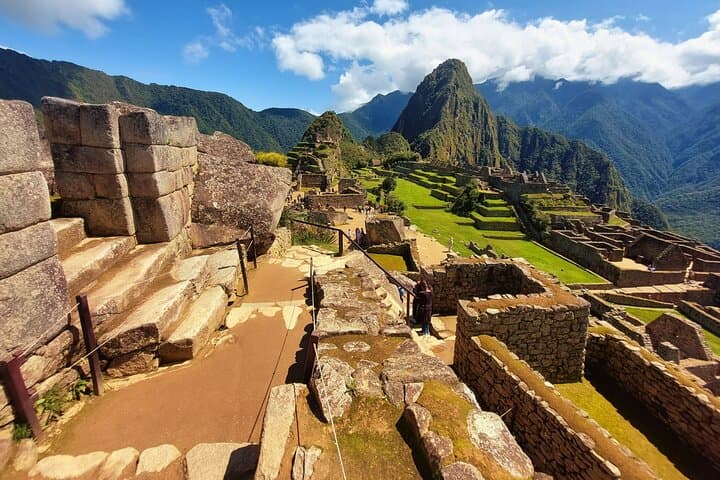 4-Day Cusco to Machu Picchu & Rainbow Mountain Tour — Complete Guide photo 5