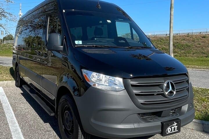 Stress-Free Private Transfers Between MCO and Walt Disney World Resorts photo 6