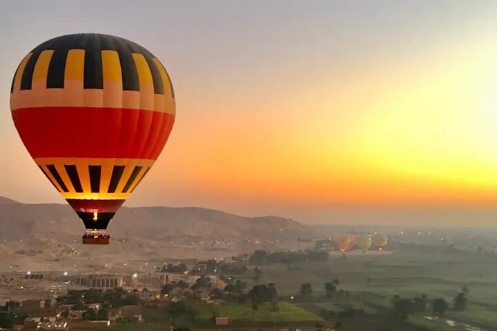 Sunrise Hot Air Balloon over Luxor: Ancient Temples from the Sky photo 3