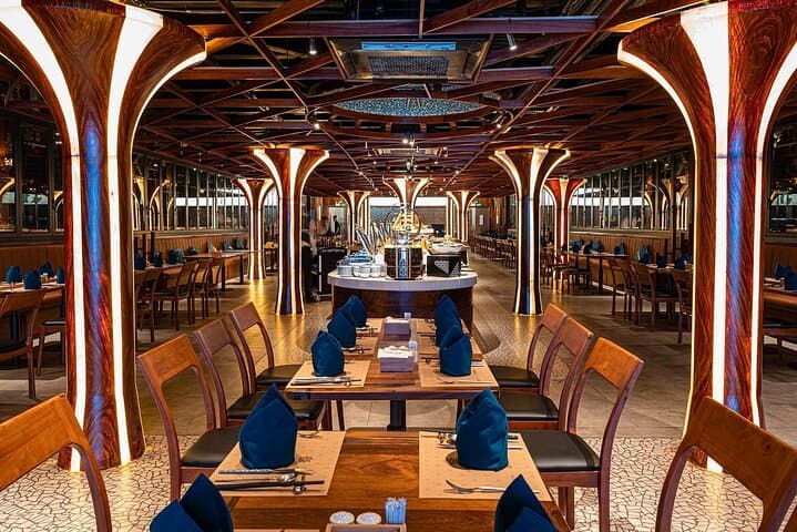 Luxury Day Cruise in Ha Long Bay: Dolphin Modern Experience photo 5