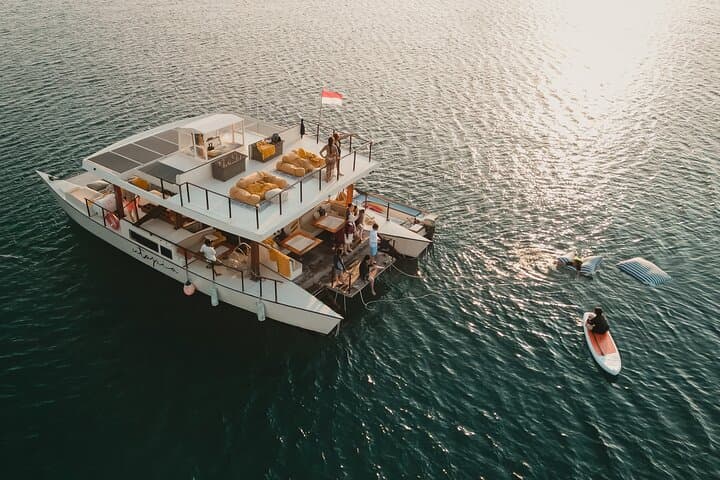 Sunset Catamaran Snorkel & Dinner Cruise at Nusa Lembongan