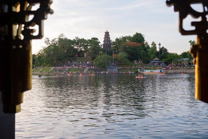Perfume River Fine‑Dining Cruise: Huertiage Heritage Boat Experience in Hue photo 5
