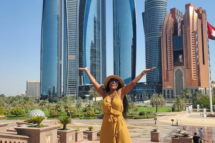 Private Abu Dhabi Half-Day City Tour: Sheikh Zayed, Corniche & Yas Island photo 5