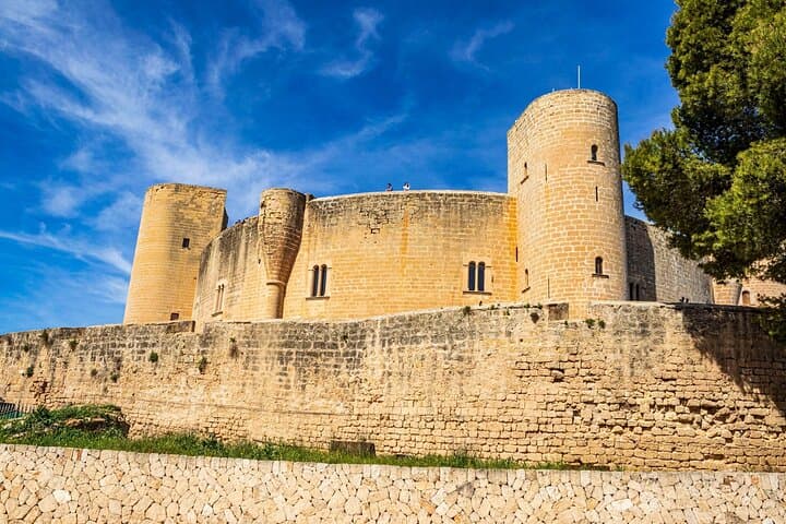 Palma de Mallorca Quest: Bellver Castle Prison Break Self-Guided City Game