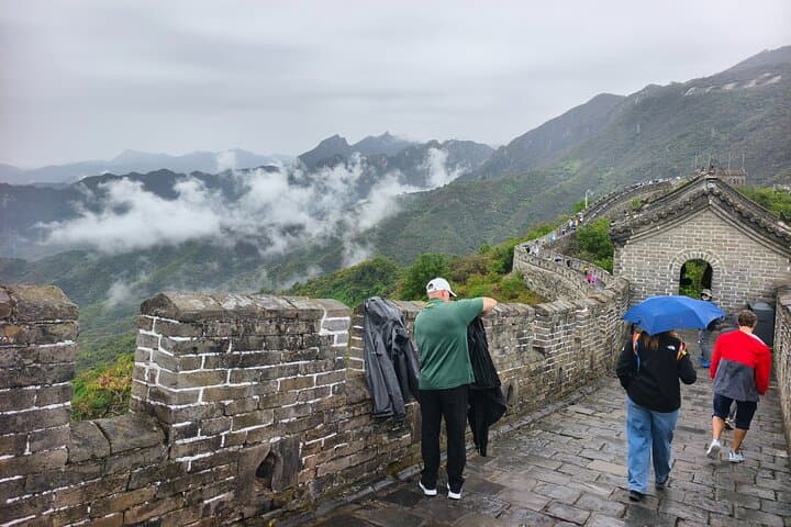 Private Transfer and Visit: Daxing Airport to Mutianyu Great Wall photo 5