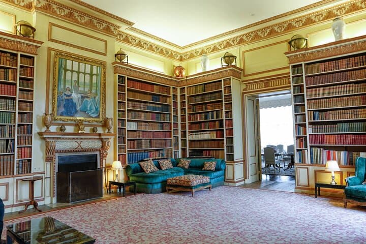 Full-Day Tour to Leeds Castle & Hever Castle from London — Tickets Included photo 6