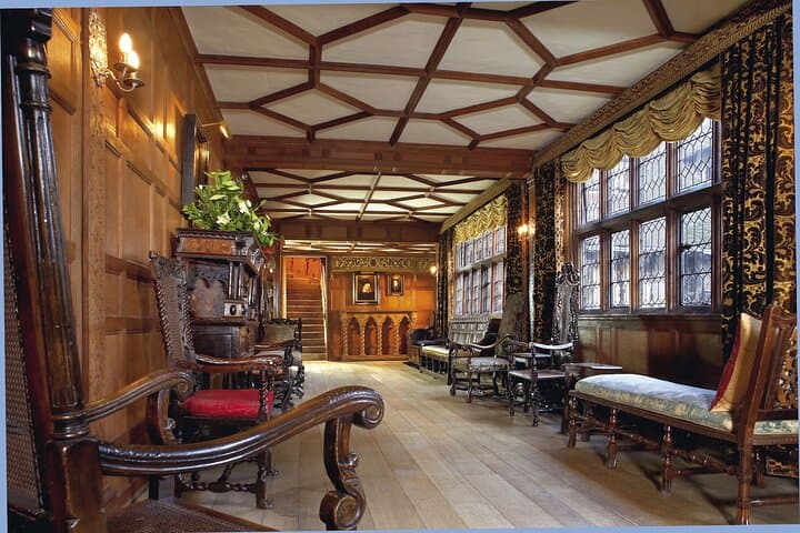 Full-Day Tour to Leeds Castle & Hever Castle from London — Tickets Included photo 3