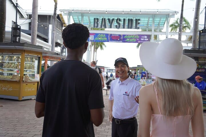 Explore Miami’s Vibrant Neighborhoods and Biscayne Bay on a Small Group Driving Tour photo 4