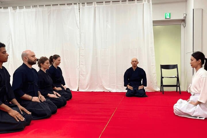 Samurai Training in Tokyo: Authentic Sword School Experience in Kojimachi photo 4