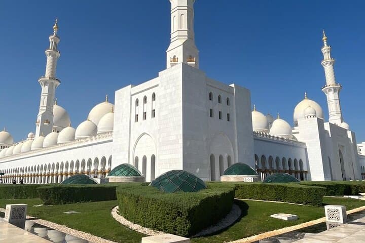 Abu Dhabi Day Tour: Sheikh Zayed Mosque, Corniche & Yas Island Highlights photo 5