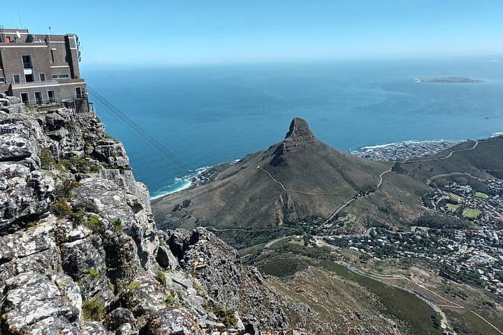 Table Mountain Fast-Track: Skip-the-Line Cable Car to Cape Town's Summit