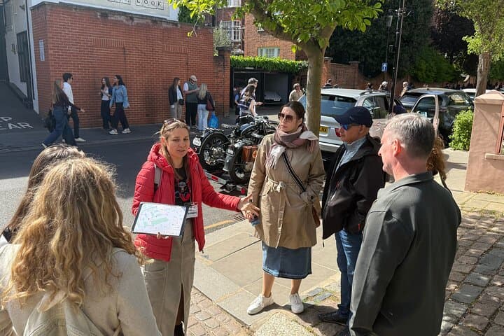 Notting Hill Walking Tour: Portobello Market, Film Locations & Local Stories photo 2