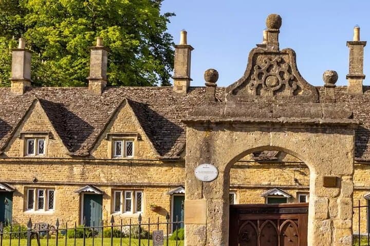 Chipping Norton Self-Guided Walking Tour: Explore the Cotswold Wool Town photo 2