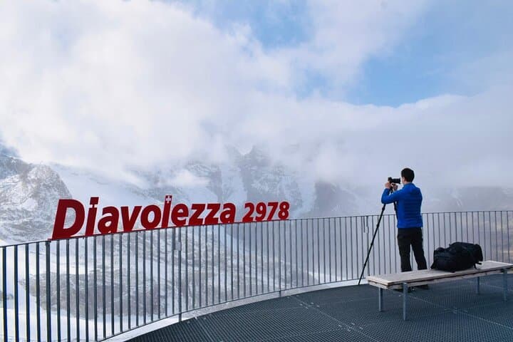 Diavolezza Peak Lunch and Bernina Red Train from Milan photo 6