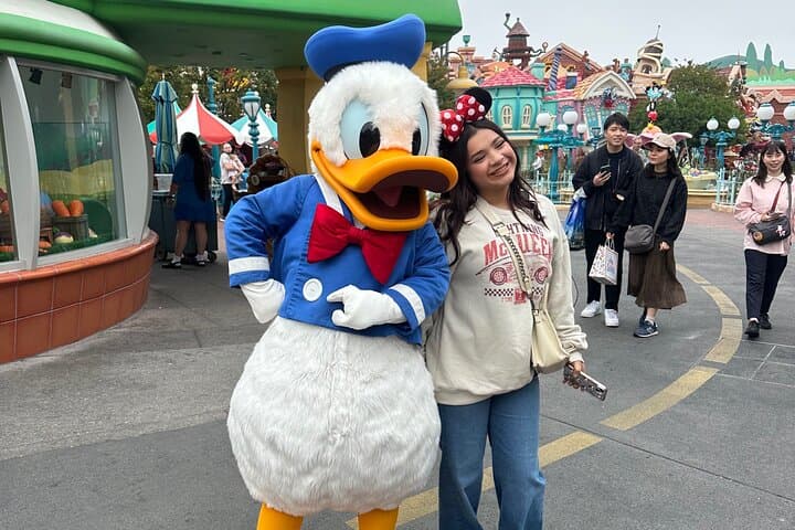 Private San Diego to Disneyland Round-Trip Shuttle — Door-to-Door Transfer photo 4