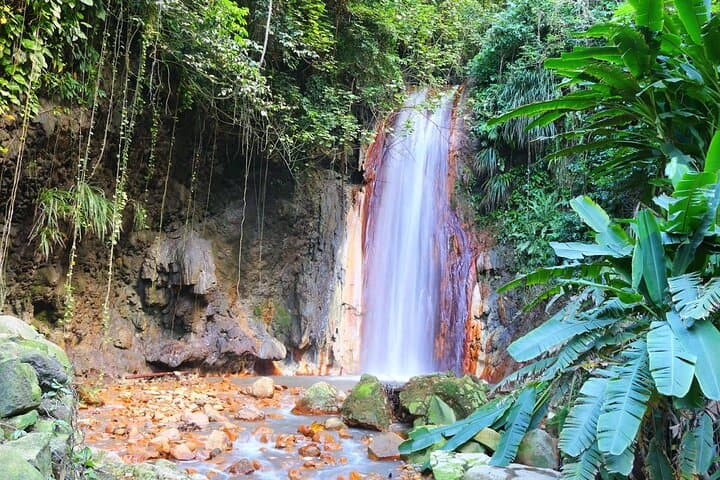 Private Soufriere Experience Tour: Sulphur Springs, Pitons & Waterfalls photo 5