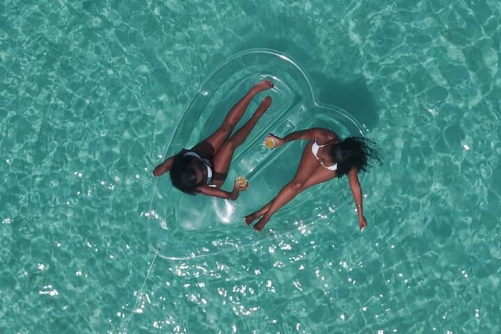 Heart-Shaped Clear Kayak Photoshoot at Daaibooi Beach, Curaçao