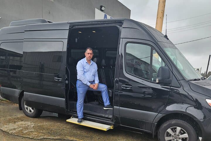 Smooth Arrival: Luxury Private Car Transfer from MSY to Downtown New Orleans photo 6