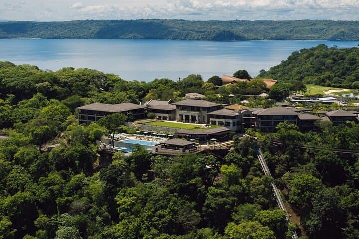 Arenal to Papagayo Private Transfer — VIP Shuttle Service in Costa Rica photo 4
