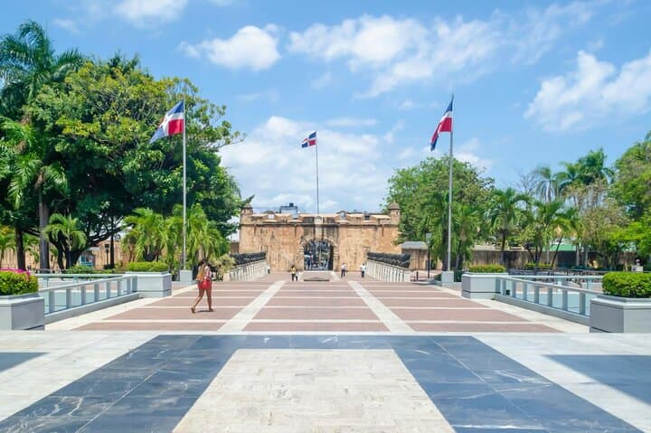 Santo Domingo Colonial City Tour: Day Trip from Punta Cana photo 4