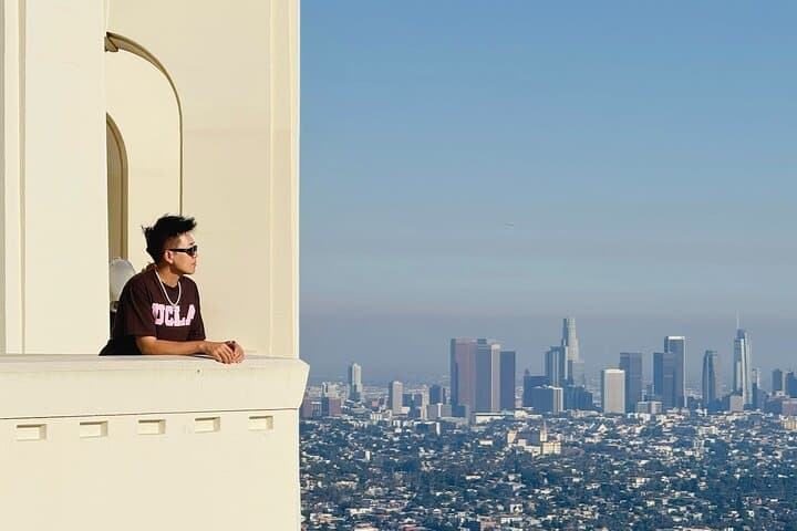 Explore Los Angeles in Style: The Ultimate Cybertruck Tour photo 3