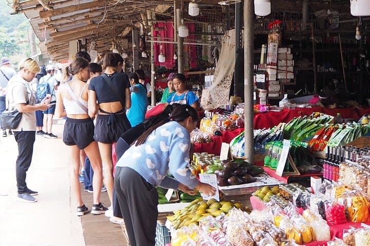 Doi Inthanon Discovery: Waterfalls, Twin Pagodas & Hill‑Tribe Villages photo 5