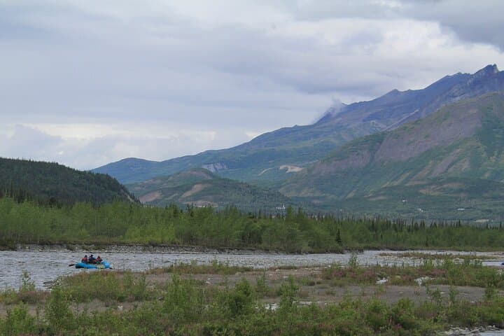 Matanuska River Scenic Float: Family-Friendly Glacier Valley Rafting Near Palmer, AK photo 6