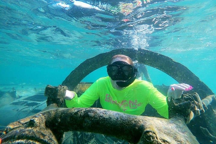 Top 4 Snorkeling Adventures in Bimini — SS Sapona, Stingray Island & Shark Arena photo 4