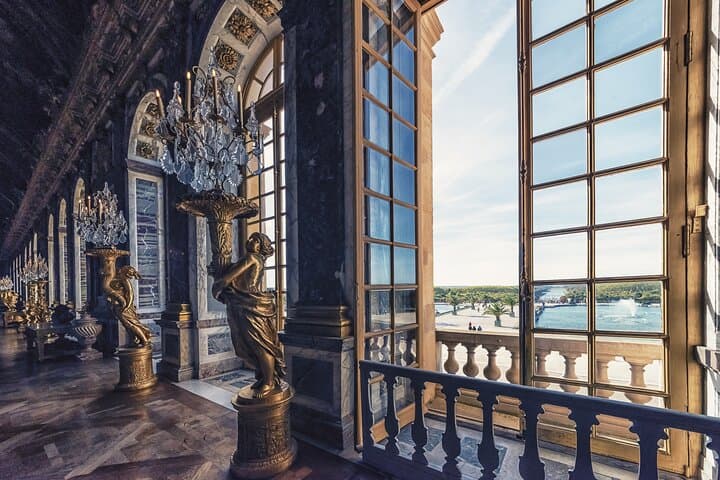 Loire Valley Day Trip: 3 Castles and Wine Tasting from Paris photo 6