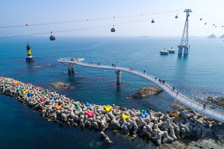 Busan Old Town & Sunset Sky Capsule Tour: Gamcheon, Jagalchi & Songdo Skywalk photo 4