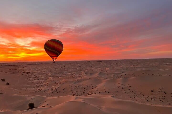 Sunrise Hot Air Balloon Over Dubai Desert — 40–70 Minute Flight & Wildlife Views photo 2
